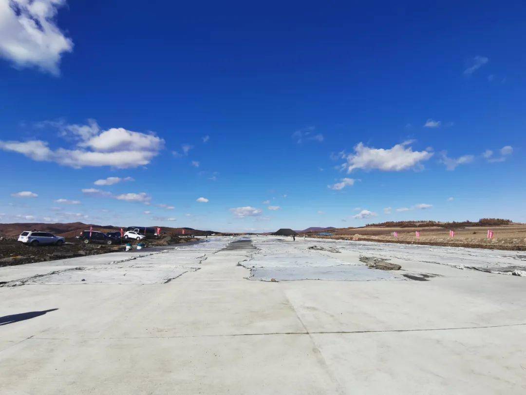 绥芬河机场跑道项目完工